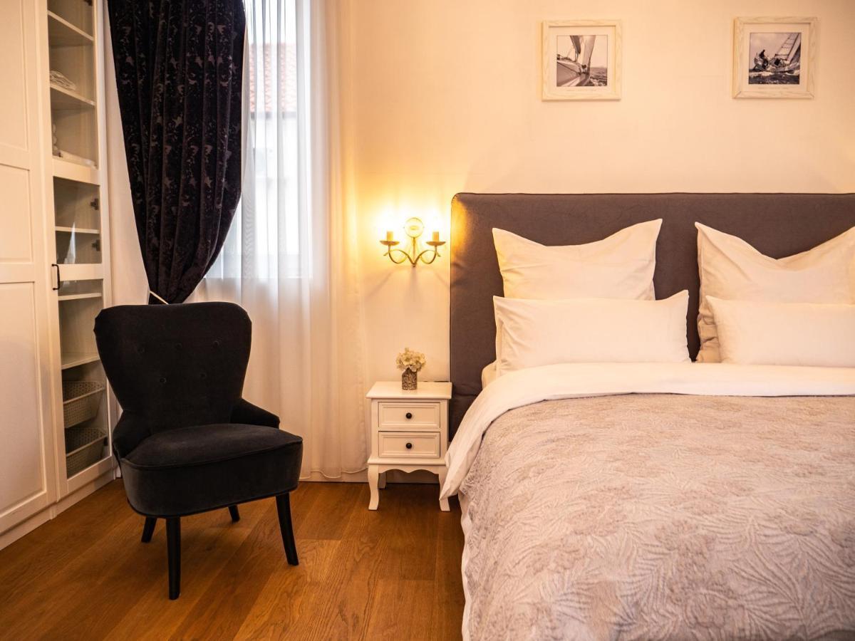 Elegant Hvar Town Villa With Pool Luaran gambar